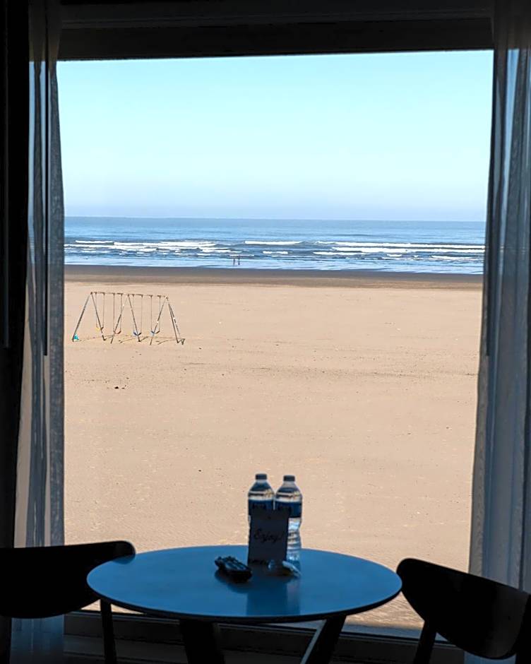 The Ocean Front at Seaside