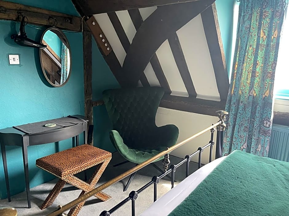 the kingsbury 7even 8ight