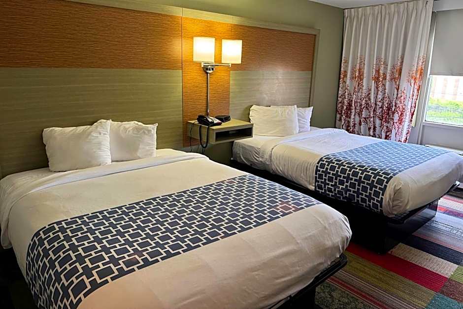 Gallus Stadium Park Inn, an Ascend Collection Hotel
