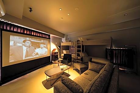 2F THEATER(Bunk Bed×2)