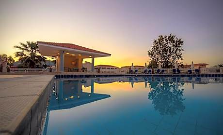 Karras Hotel