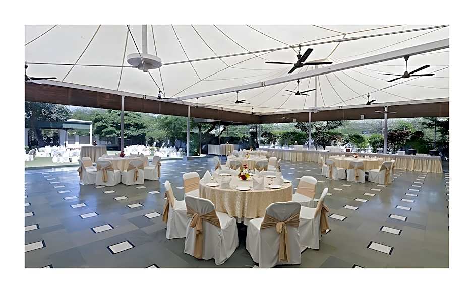 Hotel Jehan Numa Palace