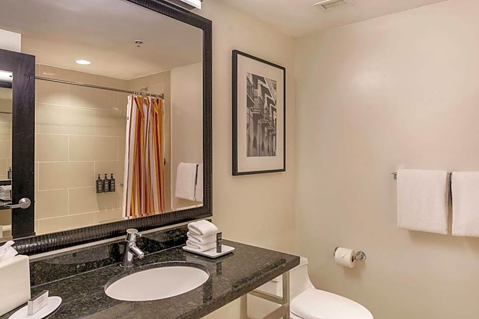 Courtyard by Marriott Panama Metromall