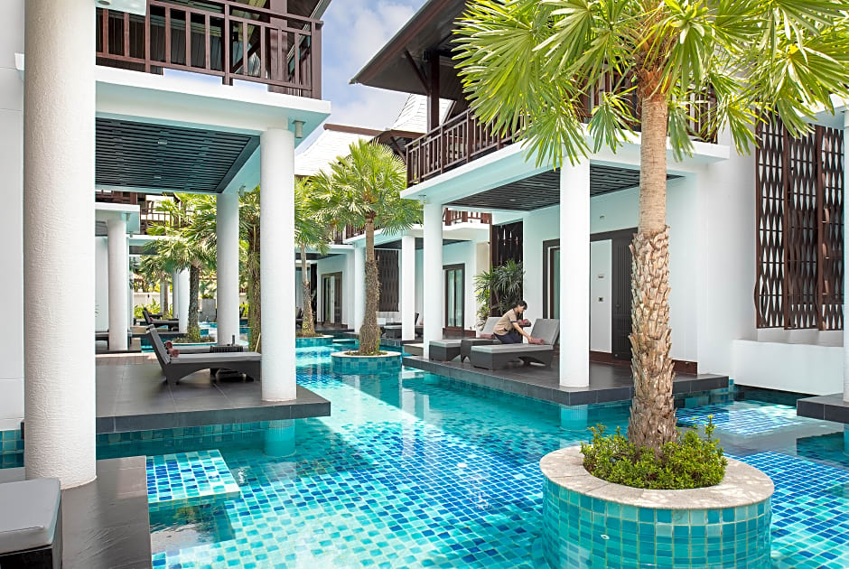 Z Through By The Zign Hotel