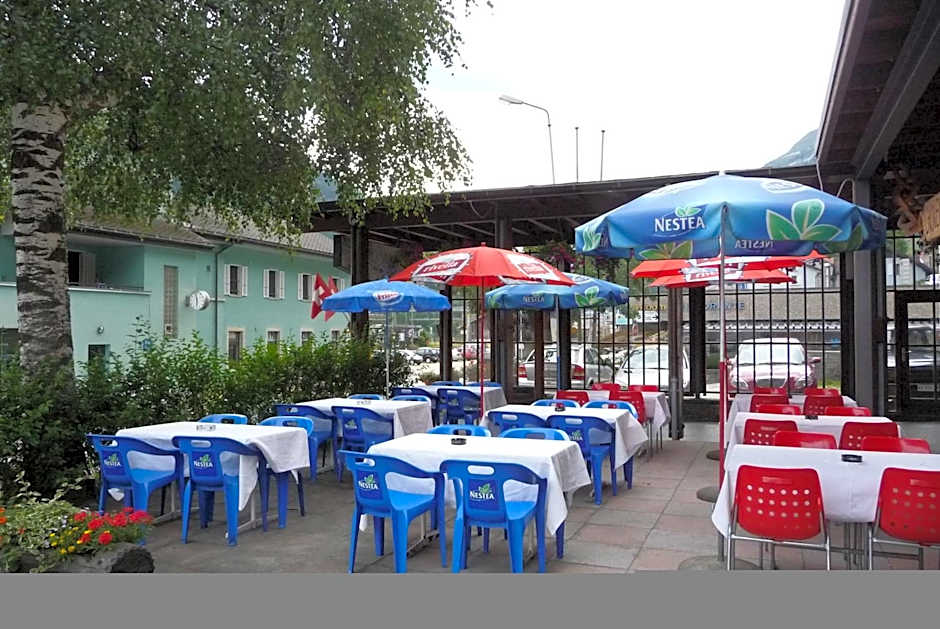 Hotel Des Alpes - Restaurant & Pizzeria