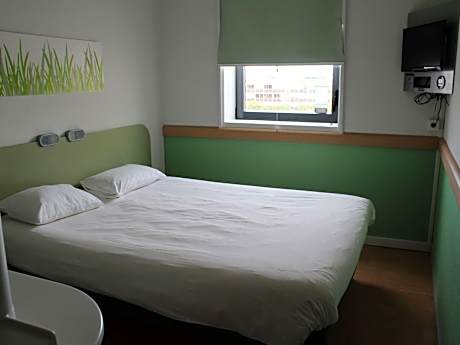 Triple Room with One Double Bed and One Bunk Bed