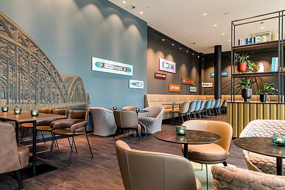 Motel One Koln-Waidmarkt