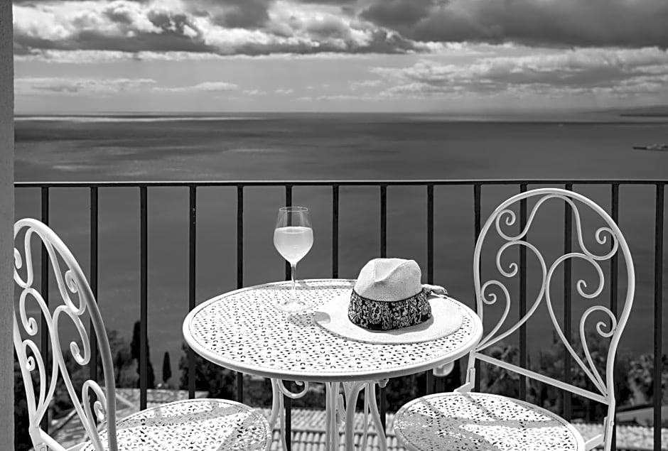Hotel Elios Tao