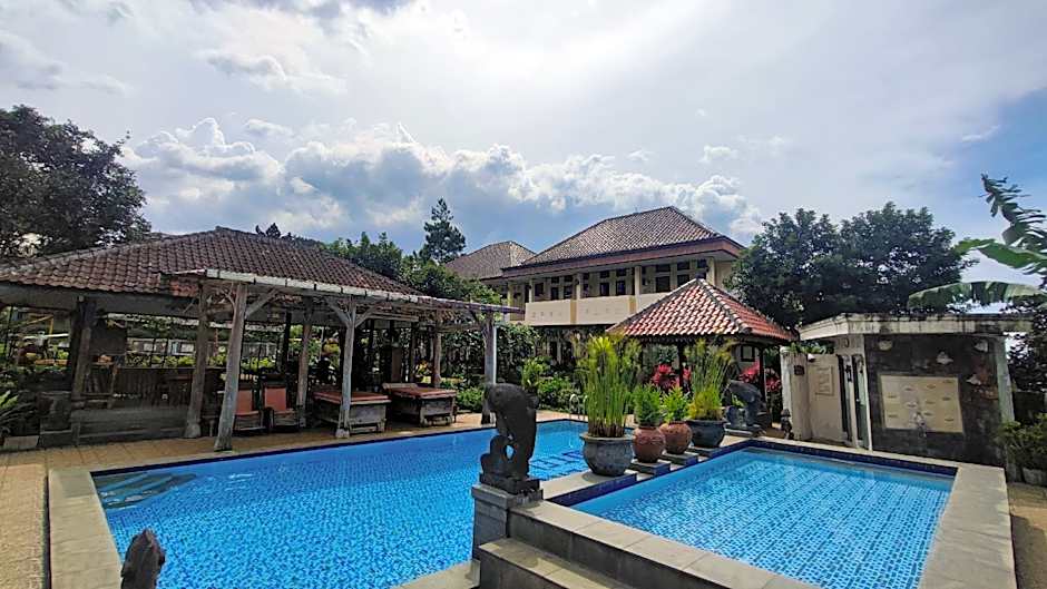Taman Teratai Hotel