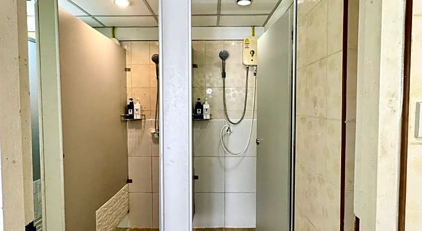 Best Bed Bangkok Suvarnabhumi Hostel