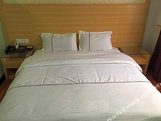 Yimi Apartment (Guangzhou Beijing Road Parkfront Subway Station Branch)