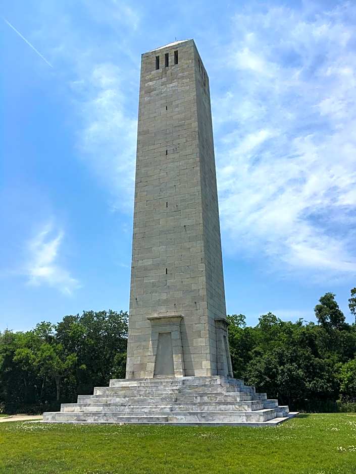 Marina Inn & Suites Chalmette - New Orleans