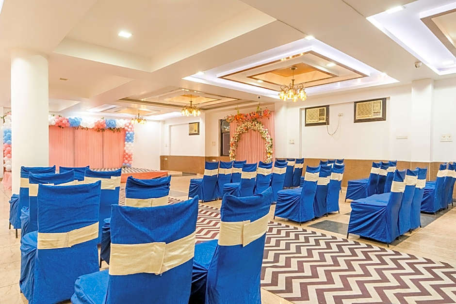 Treebo Shivam Inn Near Singapore Mall