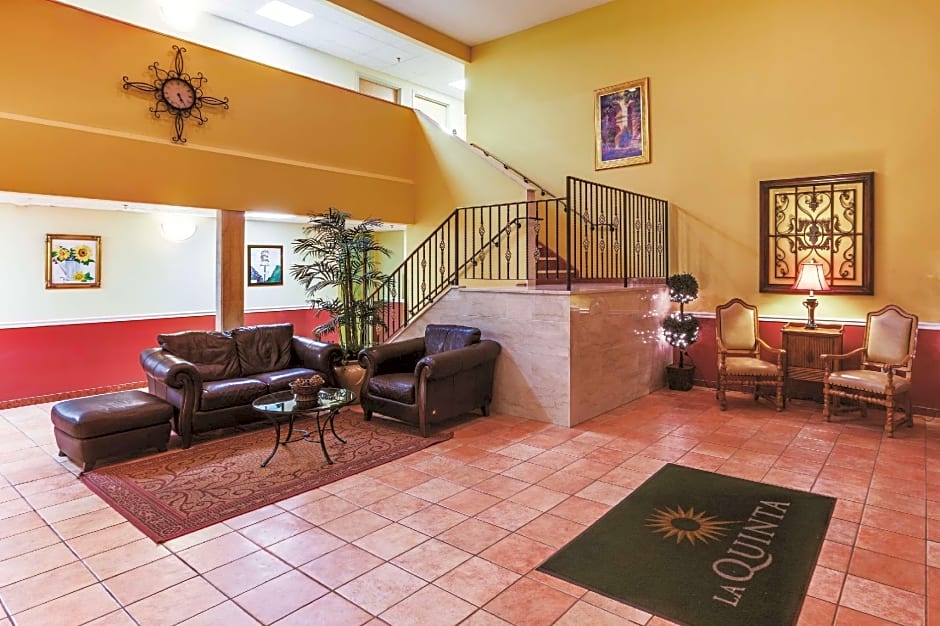 La Quinta Inn & Suites by Wyndham Radford