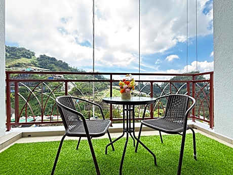 Mountain n Sunrise view, Hilltop Hotel apartment In Nova Cameron Highlands