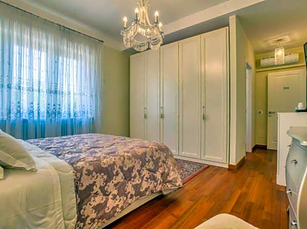Hotel Villa De Santis