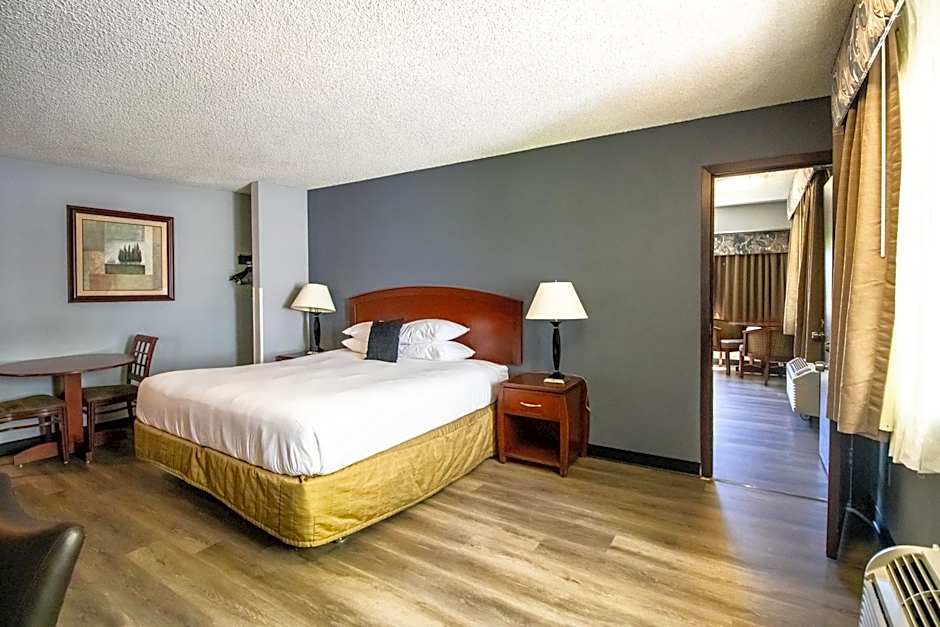 Red Lion Inn & Suites Vancouver