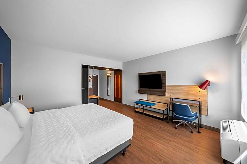 Tru by Hilton Plano East North Hwy 75   