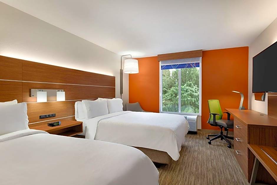 Holiday Inn Express Hotel & Suites Opelika Auburn By IHG