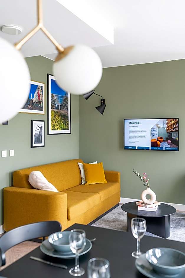 YAYS Antwerp Opera by Numa