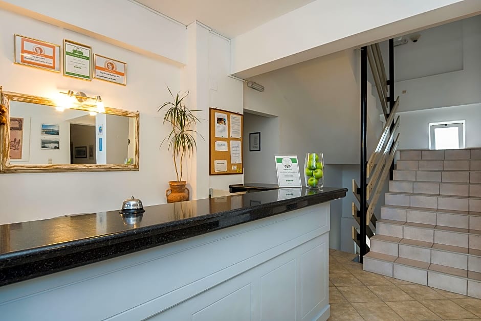 Diamond Apts and Suites