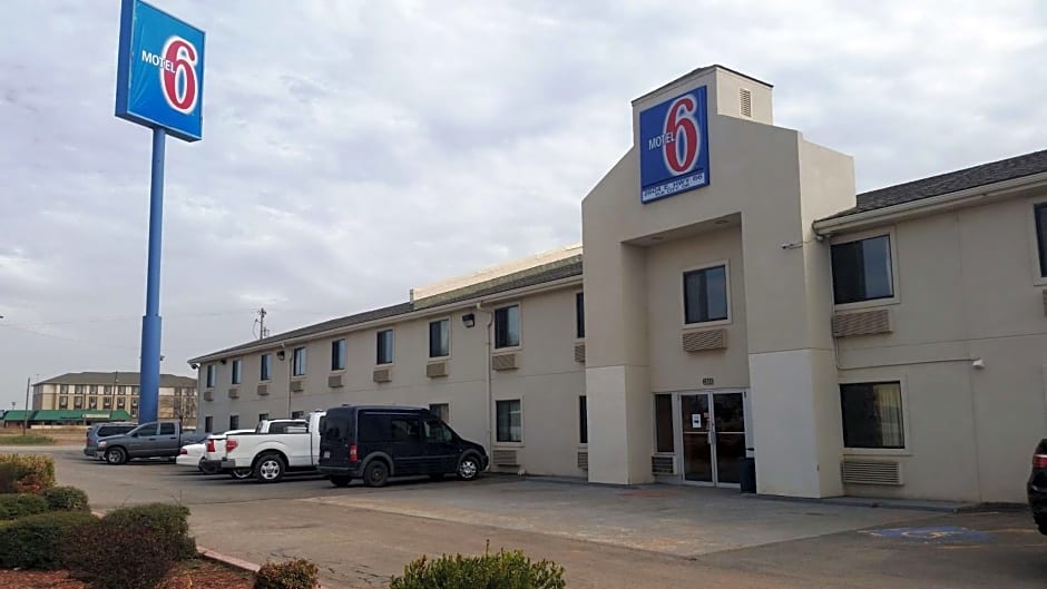 Motel 6 Elk City, OK