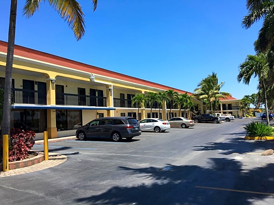 Days Inn by Wyndham Florida City