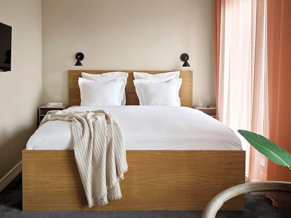 Aura Apartment Hotel