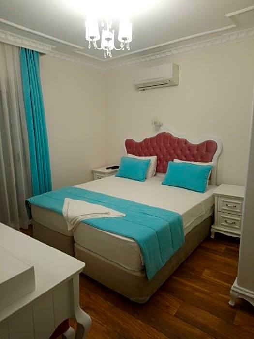 Yuva Hotel