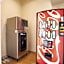OYO Townhouse Clute Lake Jackson