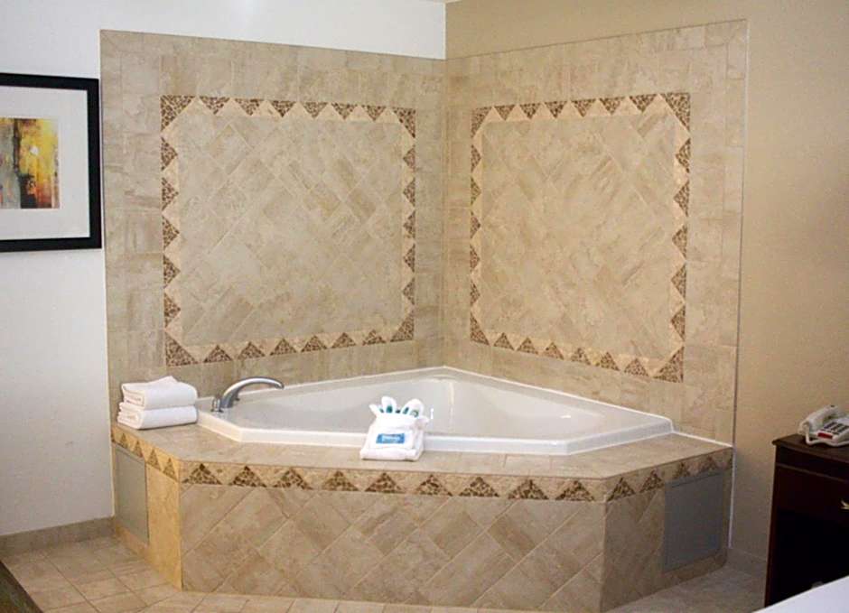 Holiday Inn Express West Jefferson By IHG