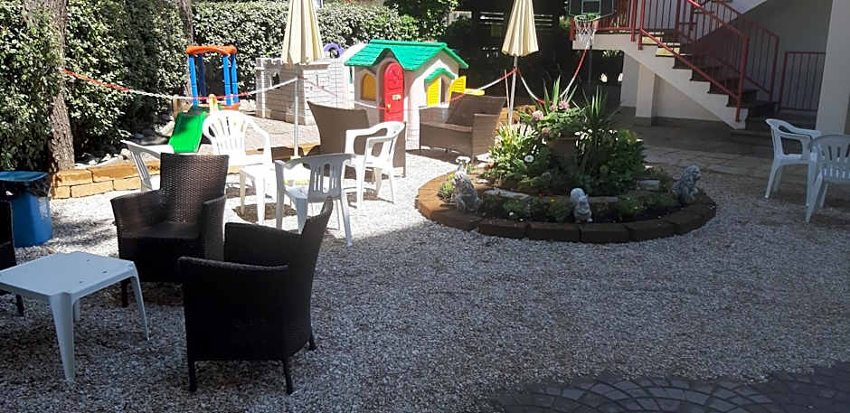 Hotel De Amicis