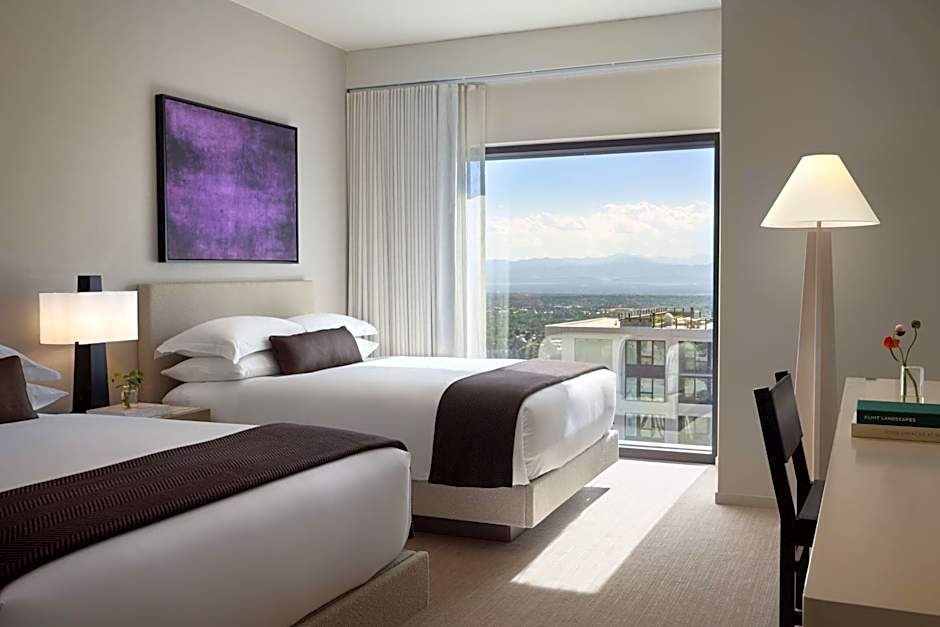 Kimpton Claret Hotel By IHG