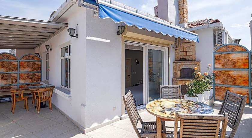 Ragip Pasha Apartment