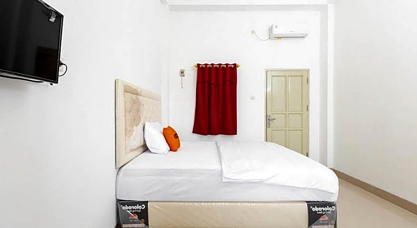 OYO 1075 Rumah Indah Losari Inn