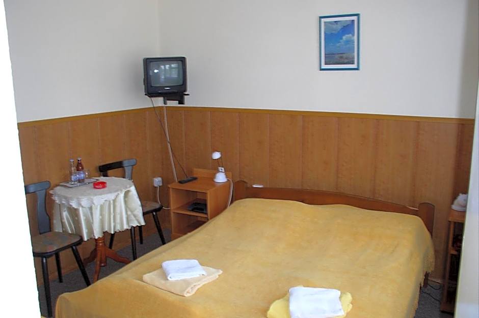 Hotel Bona