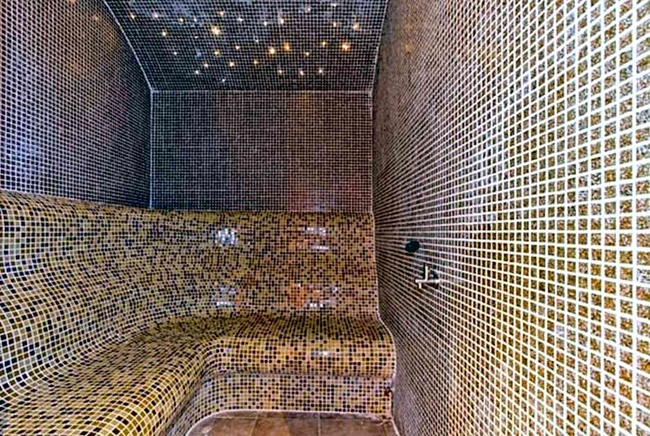 500м. от лифта Сладък дом в Белведере СПА комплекс