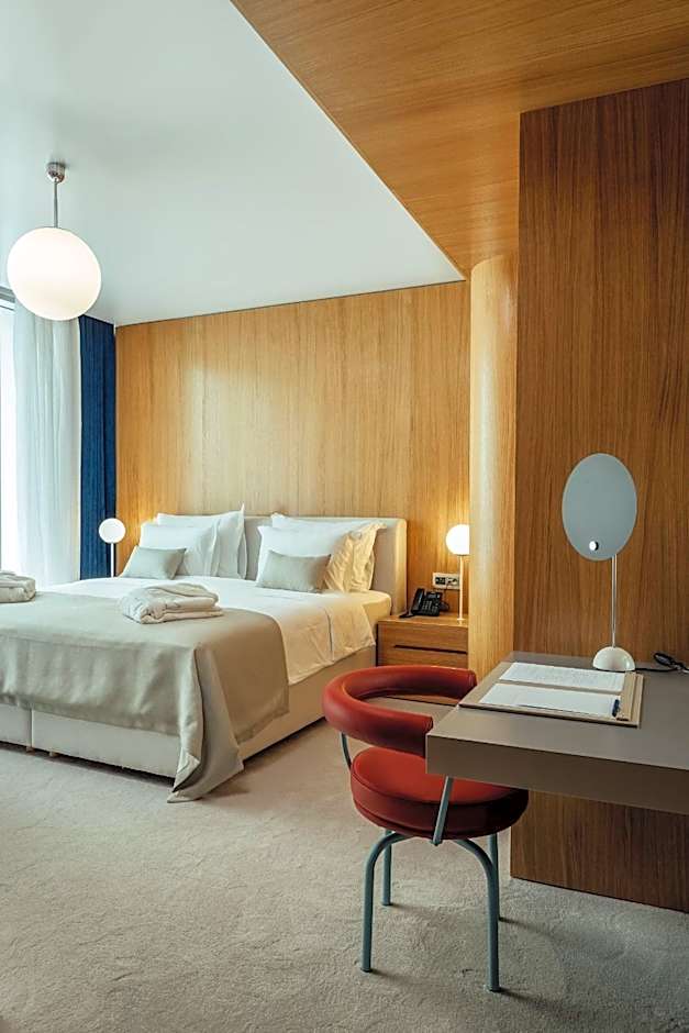 MET Boutique Hotel