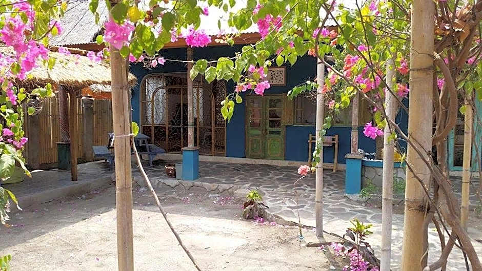 Elephant House and Bungalows Gili Air