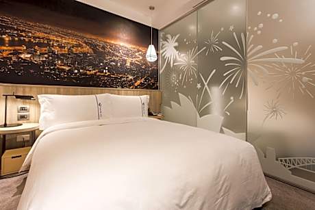 Standard Double Room with no Window