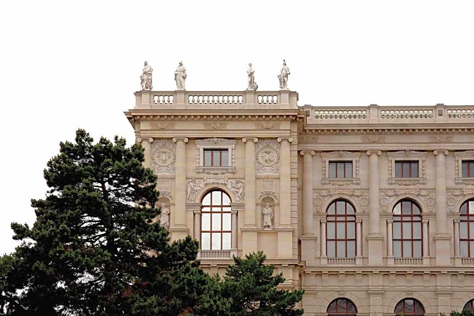 Miiro Palais Rudolf NEW OPENING	