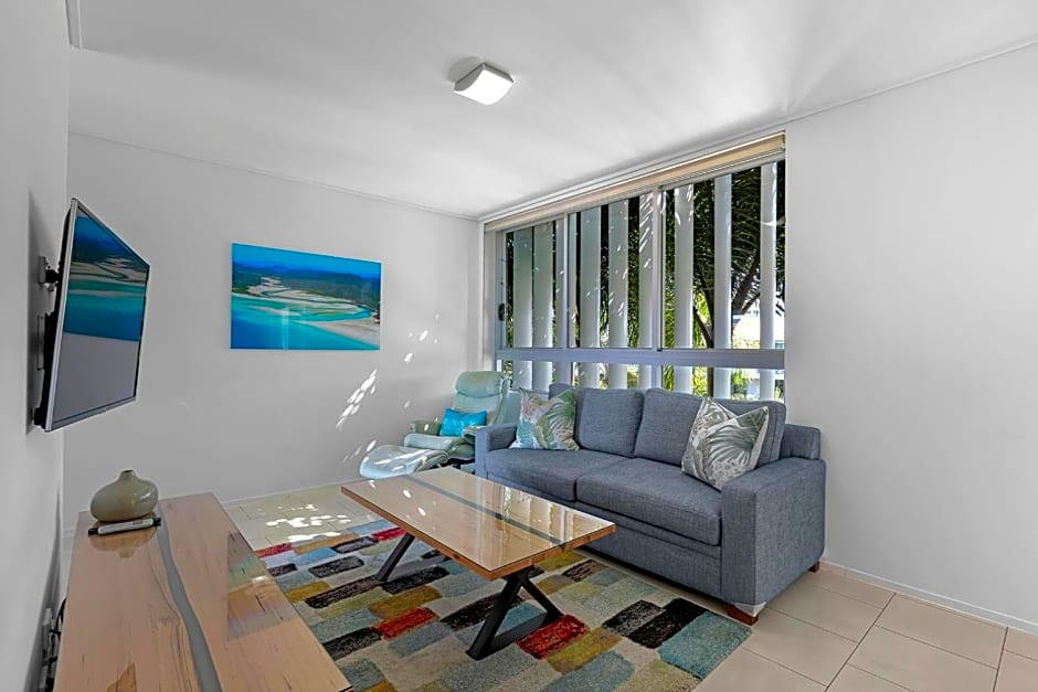 Peninsula Airlie Beach