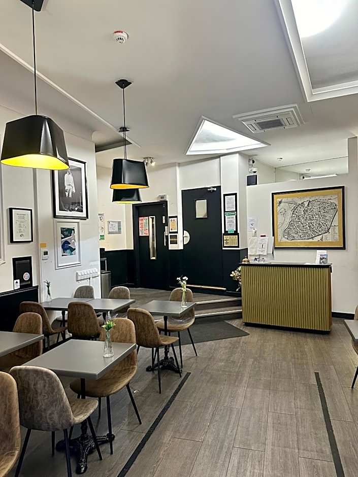 Regina Boutique Hotel