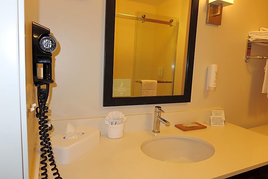 Sleep Inn & Suites Oregon - Madison