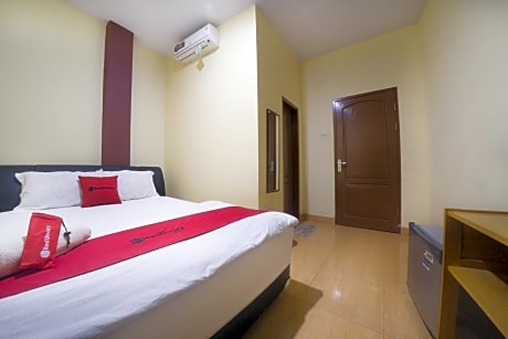 RedDoorz near TVRI Gorontalo