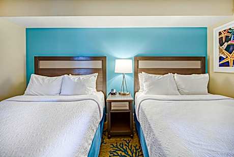 Ocean Front Suite Two Queen Beds with Balcony