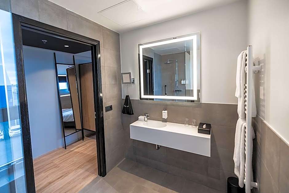 Park Inn by Radisson Reykjavik Keflavík Airport
