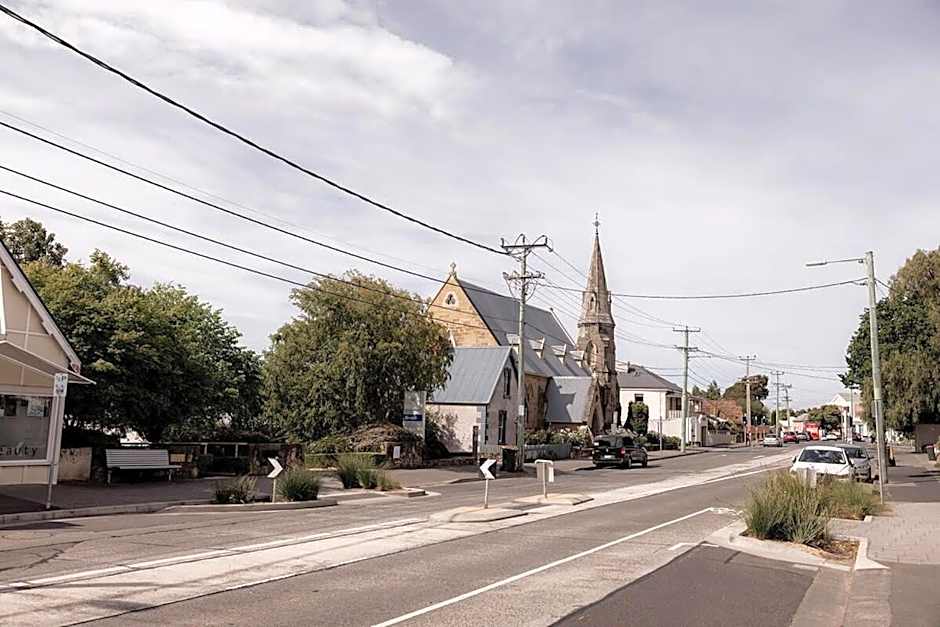 Central home in trendy South Hobart