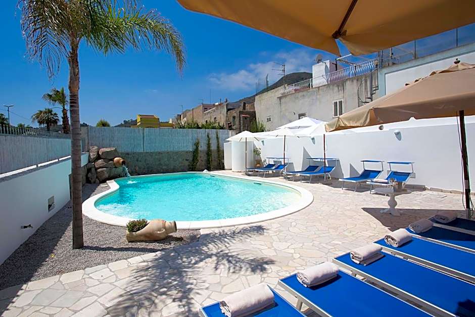 Odysseus Hotel