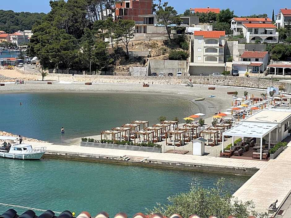 Villas Arbia - Margita Deluxe Beach Hotel